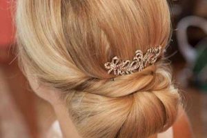 5 Easy Short Updos Hairstyles Best Ideas About Short Updos