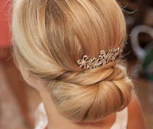 5 Eye-Catching Wedding Hairstyles With Veil For Brides